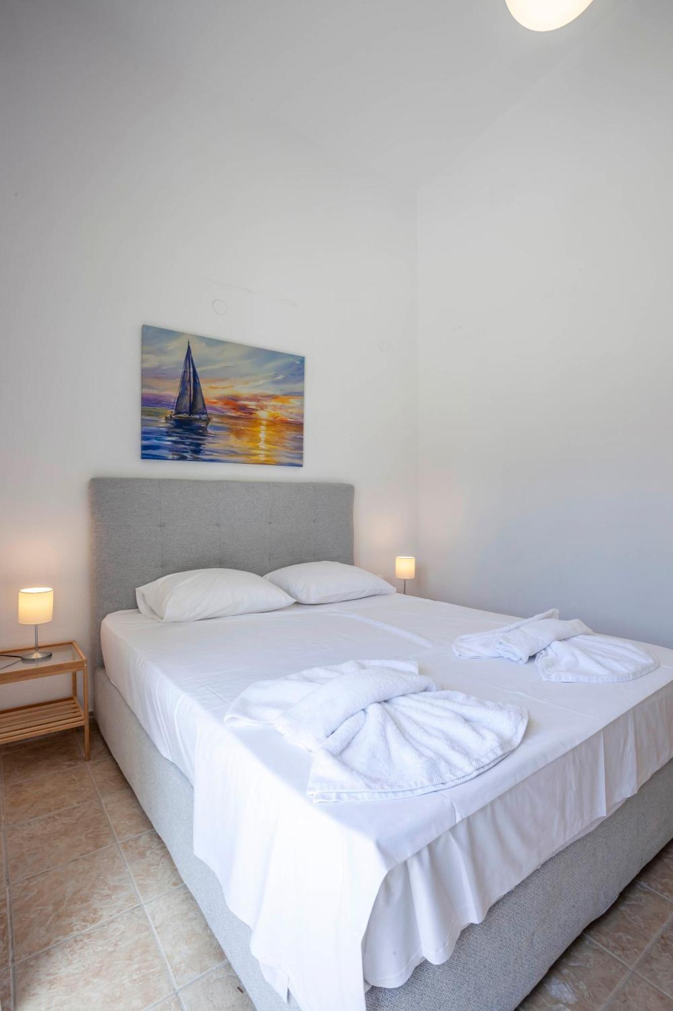 Aris Luxury Apartments Pefkochori Dış mekan fotoğraf