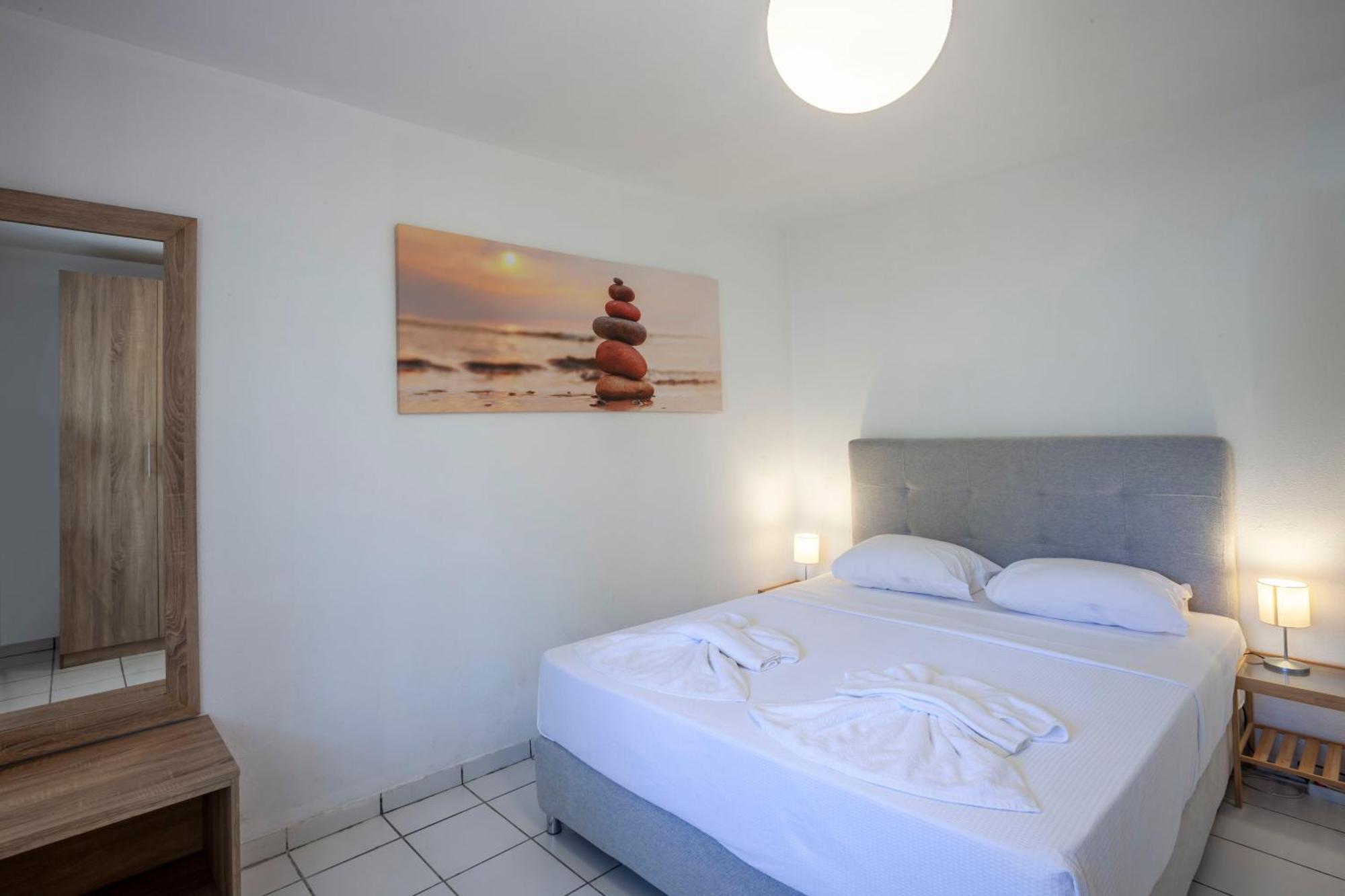 Aris Luxury Apartments Pefkochori Dış mekan fotoğraf