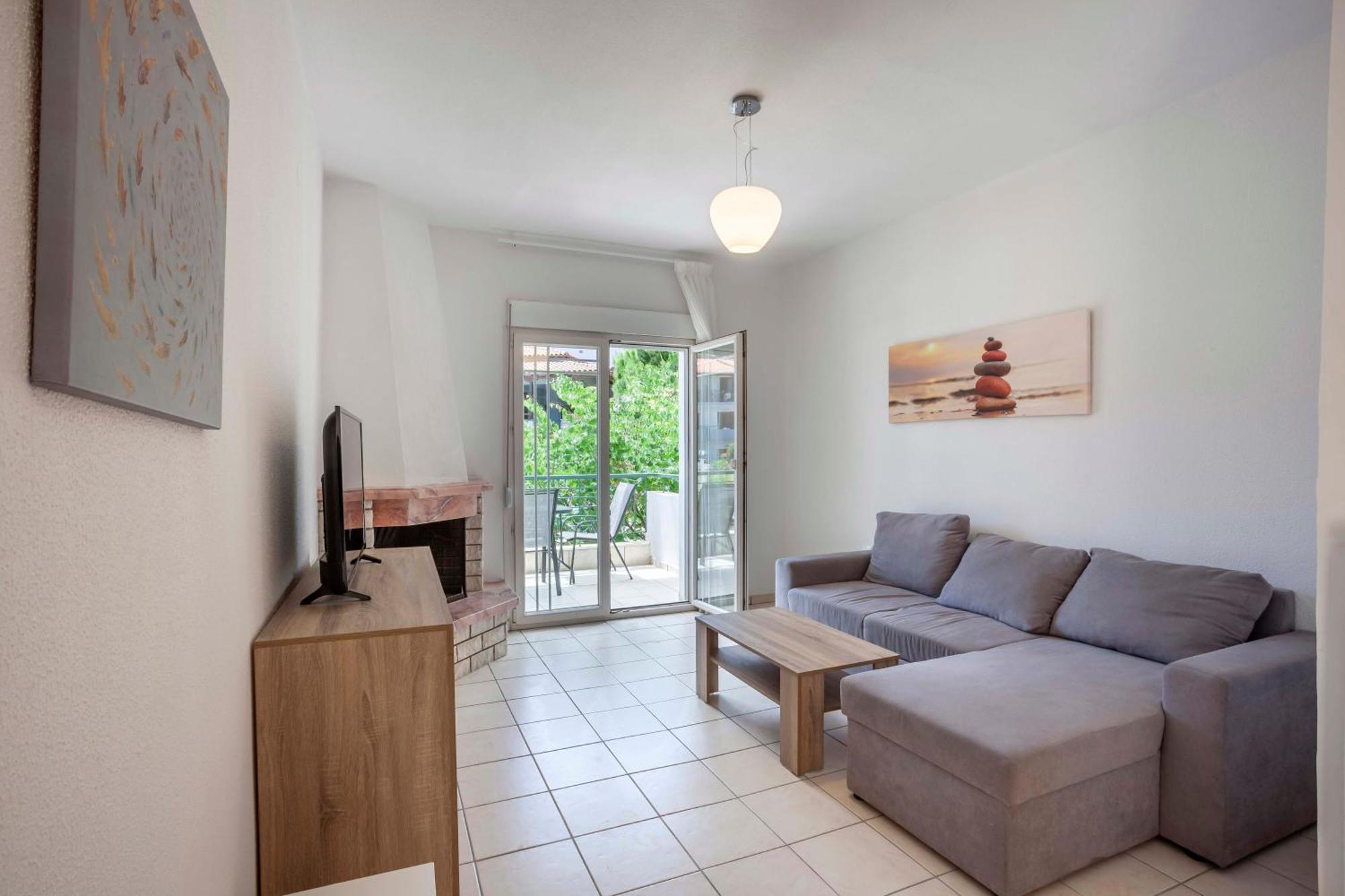 Aris Luxury Apartments Pefkochori Dış mekan fotoğraf